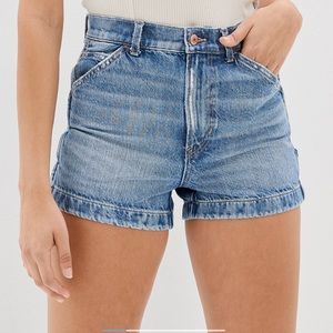 AE 90’s boyfriend shorts